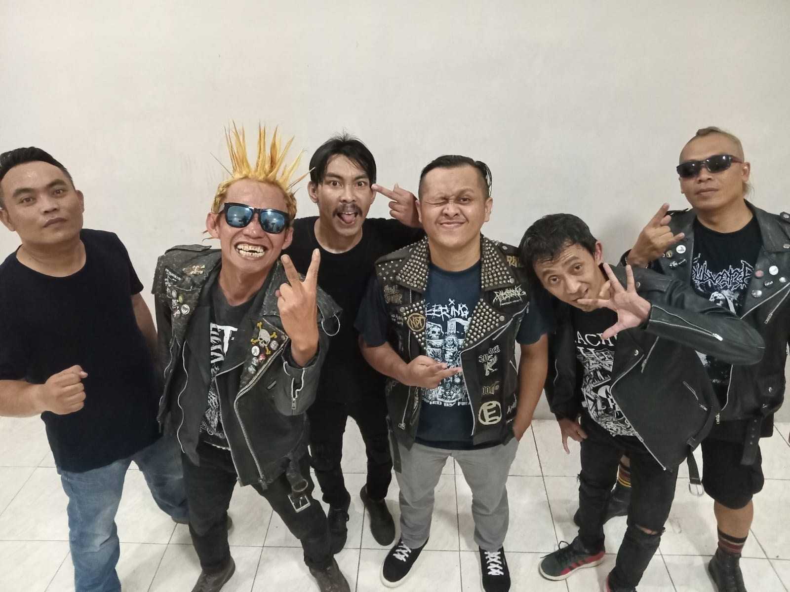 T.U.T.A.B: Perjalanan 28 Tahun Punk Rock Garut yang Tak Pernah Padam