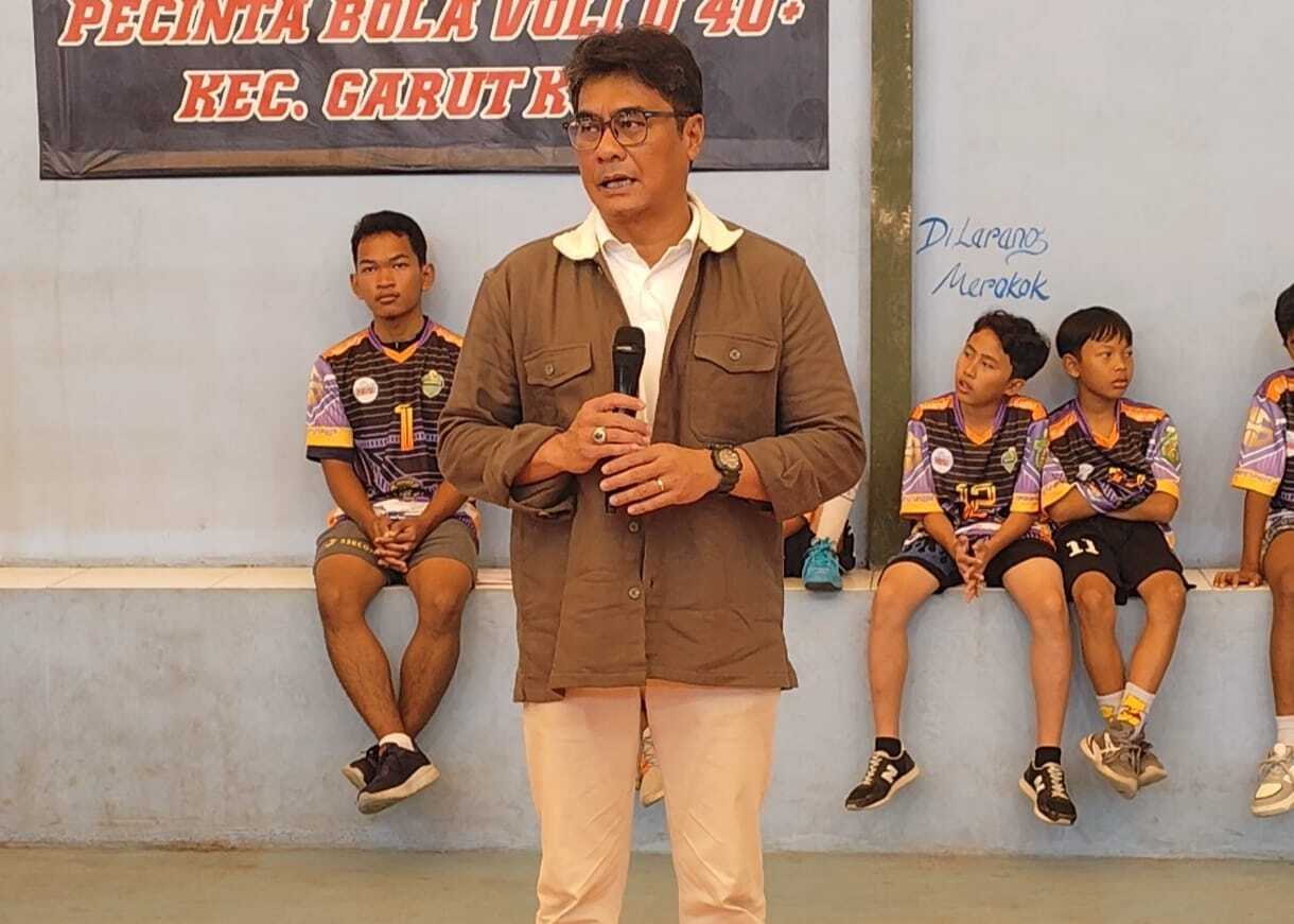 Buka Laga AA Garut Lawan Anaking, Kadiskop Soroti Koperasi Olahraga